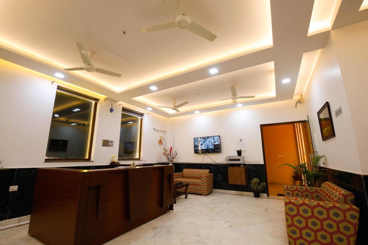 Bed and Breakfast Peepal Tree Residency Nueva Delhi Exterior foto