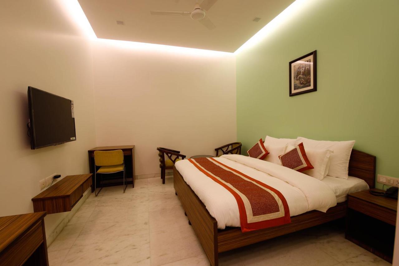 Bed and Breakfast Peepal Tree Residency Nueva Delhi Exterior foto